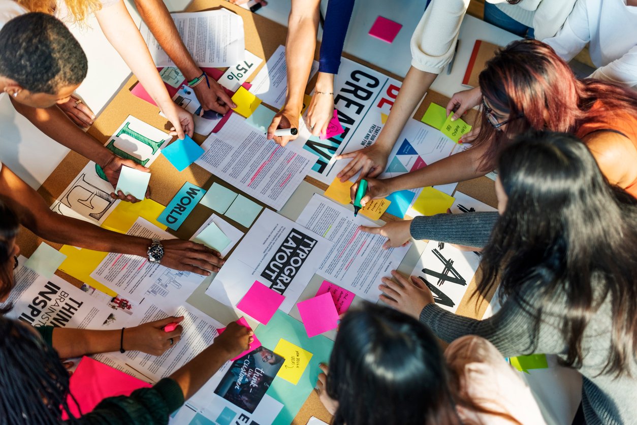 Logo Design Teamwork